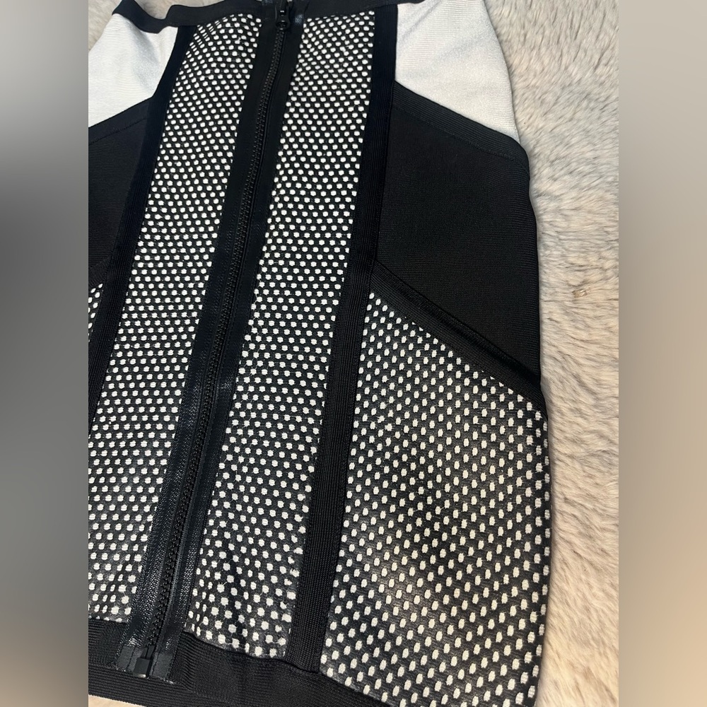 Bebe Pencil Women’s Skirt Black And White Size Small - Picture 4 of 11